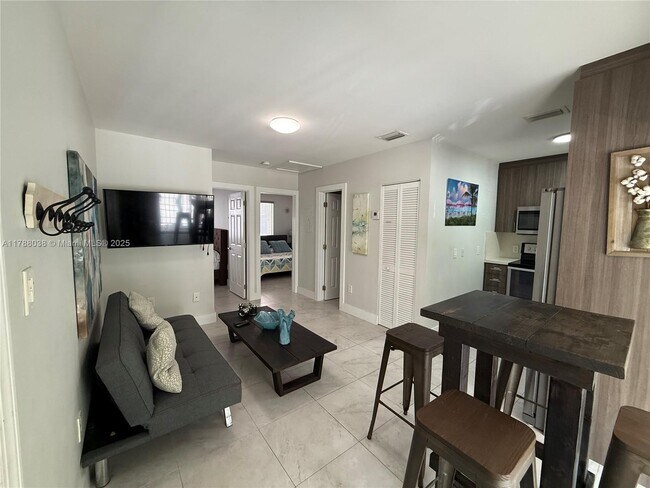 842 SW 14th Ave