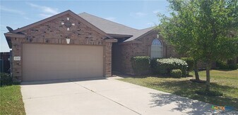 2302 Griffin Dr in Copperas Cove, TX - Building Photo