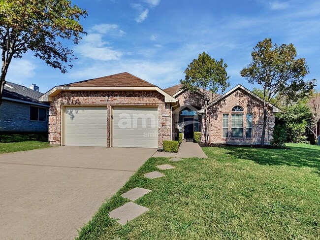 property at 733 Grandview Ave