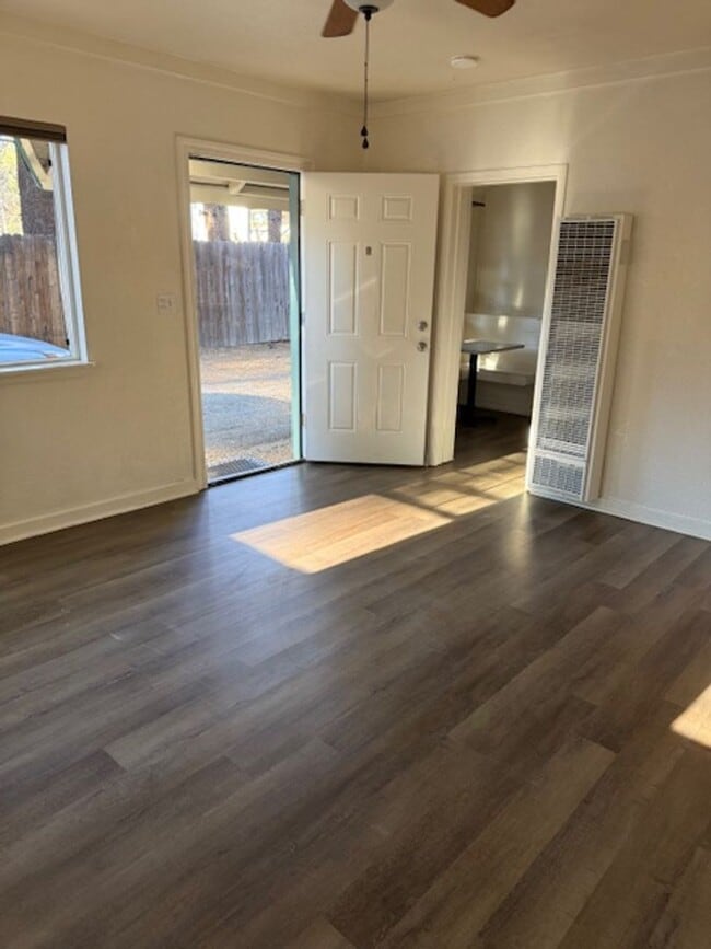 909 Rubicon Trail in South Lake Tahoe, CA - Building Photo - Building Photo