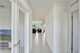 1744 SE North Blackwell Dr in Port St. Lucie, FL - Building Photo - Building Photo