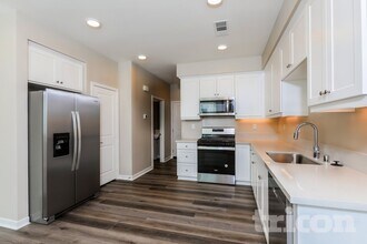 24931 Padre Ct in Wildomar, CA - Foto de edificio - Building Photo