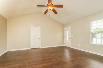 1103 Jerico Rd in Murfreesboro, TN - Foto de edificio - Building Photo