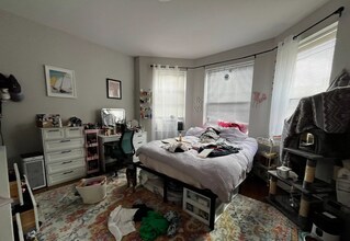 50 Stearns Rd in Brookline, MA - Building Photo - Building Photo