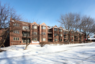 The Lodge of Ashworth Apartments