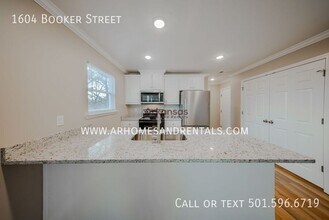 1604 S Booker St in Little Rock, AR - Building Photo - Building Photo