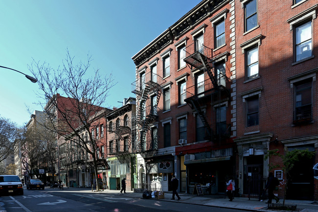 5 Bleecker St in New York, NY - Foto de edificio - Building Photo