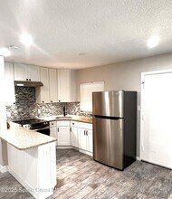5600 N Banana River Blvd in Cocoa Beach, FL - Building Photo - Building Photo