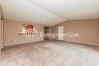 4724 Stonehedge St in Dayton, OH - Foto de edificio - Building Photo