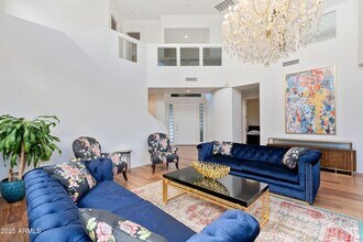 10164 E Cochise Dr in Scottsdale, AZ - Building Photo - Building Photo