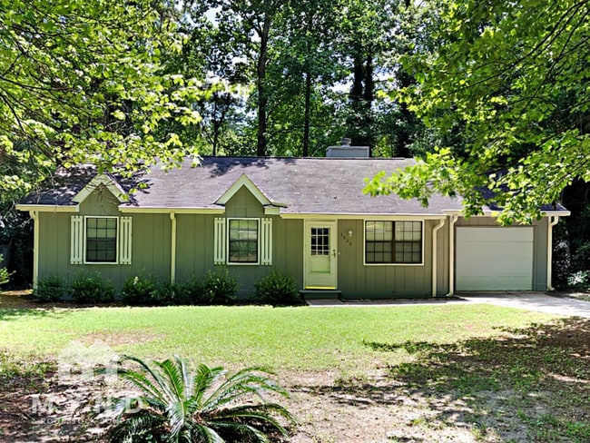 property at 4020 Hudson Dr