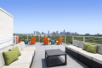 Gibson Flats in Austin, TX - Foto de edificio - Building Photo