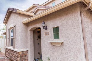 2162 Scully Dr in Phoenix, AZ - Building Photo