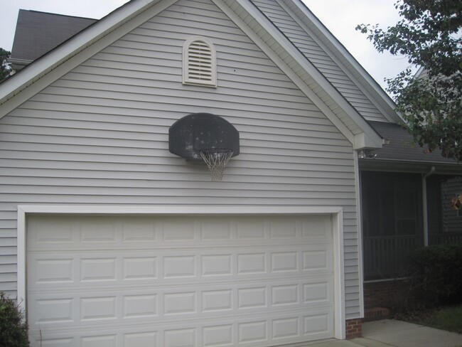 2508 Tadley Ct in Raleigh, NC - Building Photo - Building Photo