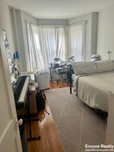 38 Hemenway St, Unit 25 in Boston, MA - Building Photo - Building Photo