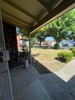 416 Bruce Ave in Modesto, CA - Building Photo