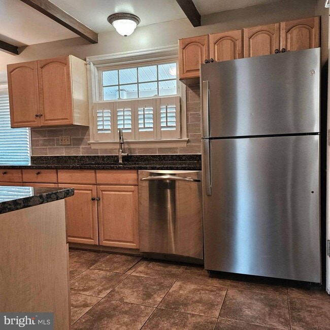 6602 Huntsman Blvd in Springfield, VA - Building Photo - Building Photo