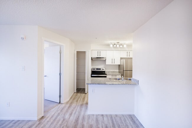 Secord Landing in Edmonton, AB - Building Photo - Building Photo