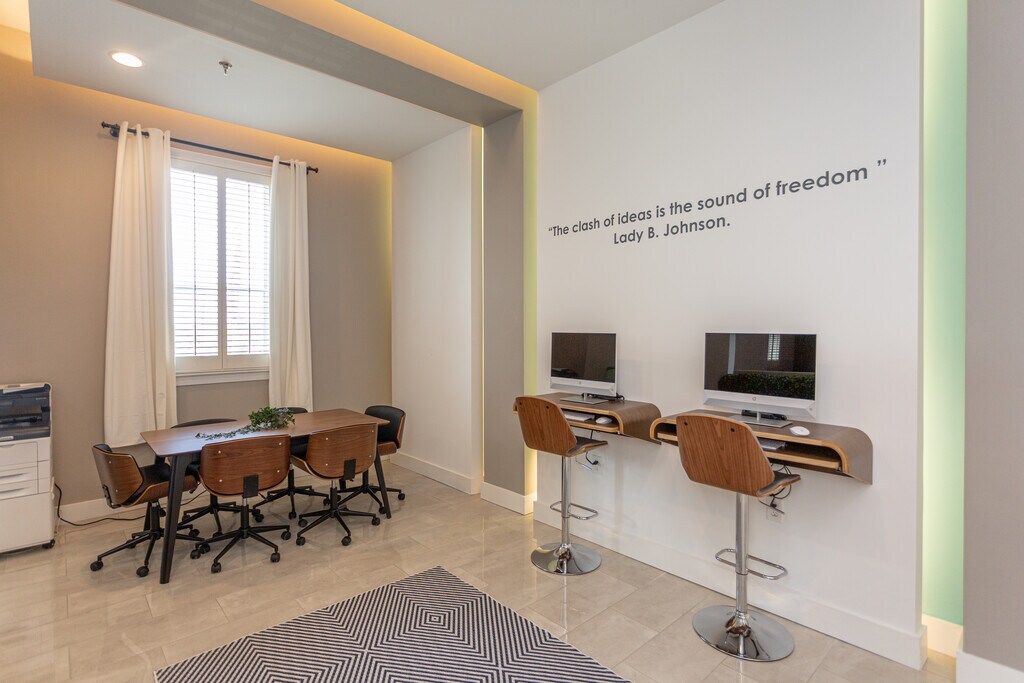 Vie at University Downs Apartments in Tuscaloosa, AL