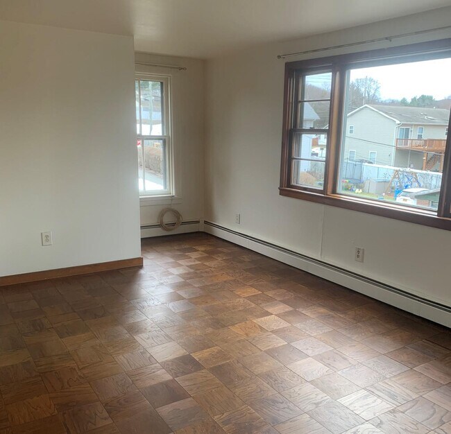 28 Rose St-Unit -2 in Stony Point, NY - Building Photo - Building Photo