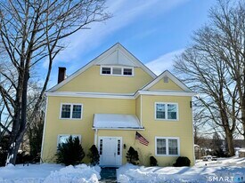 15 Prospect St in Essex, CT - Building Photo