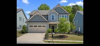 2041 Fuschia Ct in Fort Mill, SC - Building Photo