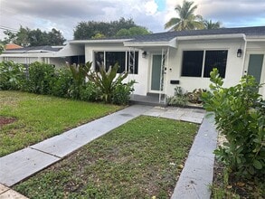 13035 NE 7th Ave in North Miami, FL - Building Photo - Building Photo