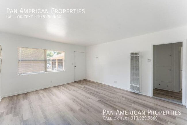 546 W D St in Ontario, CA - Building Photo - Building Photo