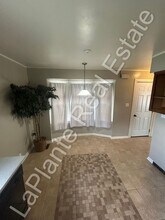 1235 Glenview Rd in Toledo, OH - Building Photo - Building Photo