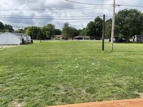 1600 North Ave in Village Of Lakewood, IL - Building Photo - Building Photo