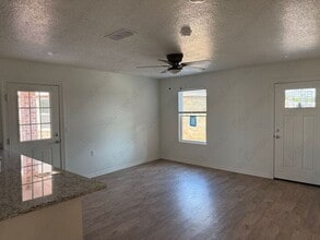 2131 Bobwhite Ct in Clovis, NM - Building Photo - Building Photo