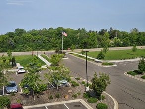 2180 State Hwy 13 in Mendota Heights, MN - Building Photo - Building Photo