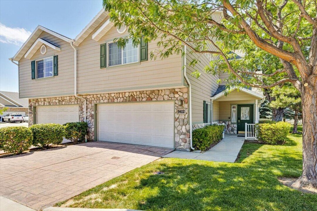 9412 Purple Lilac Ln in Sandy, UT - Building Photo