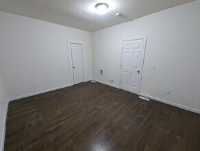152 S 10th St, Unit 1 in Newark, NJ - Building Photo - Building Photo