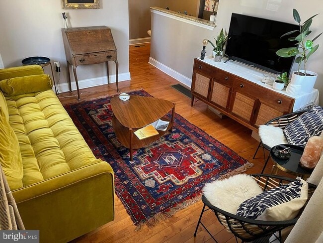 2001 Tulip St in Philadelphia, PA - Building Photo - Building Photo