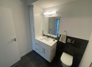 20 Stephenson Aman Street in Somerville, MA - Foto de edificio - Building Photo