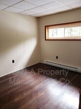 1200 Cherry Lane Rd in East Stroudsburg, PA - Foto de edificio - Building Photo