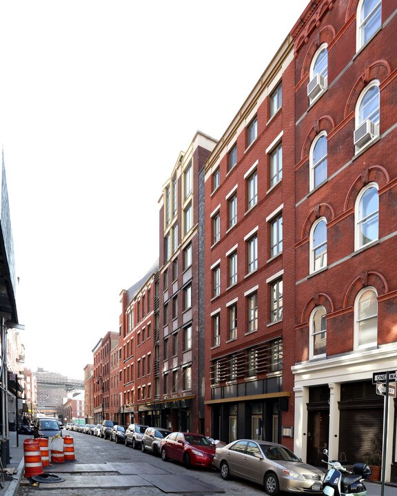 Historic Front Street in New York, NY - Foto de edificio