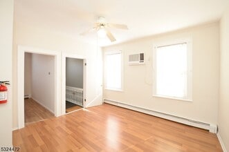 201 Randolph Ave-Unit -2 in Clifton, NJ - Building Photo - Building Photo