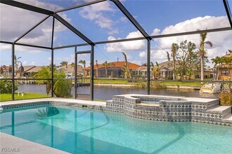 2307 SW 40th St in Cape Coral, FL - Building Photo - Building Photo