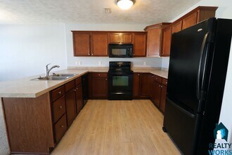 4830 NW Pemberly Ln in Lincoln, NE - Building Photo - Building Photo