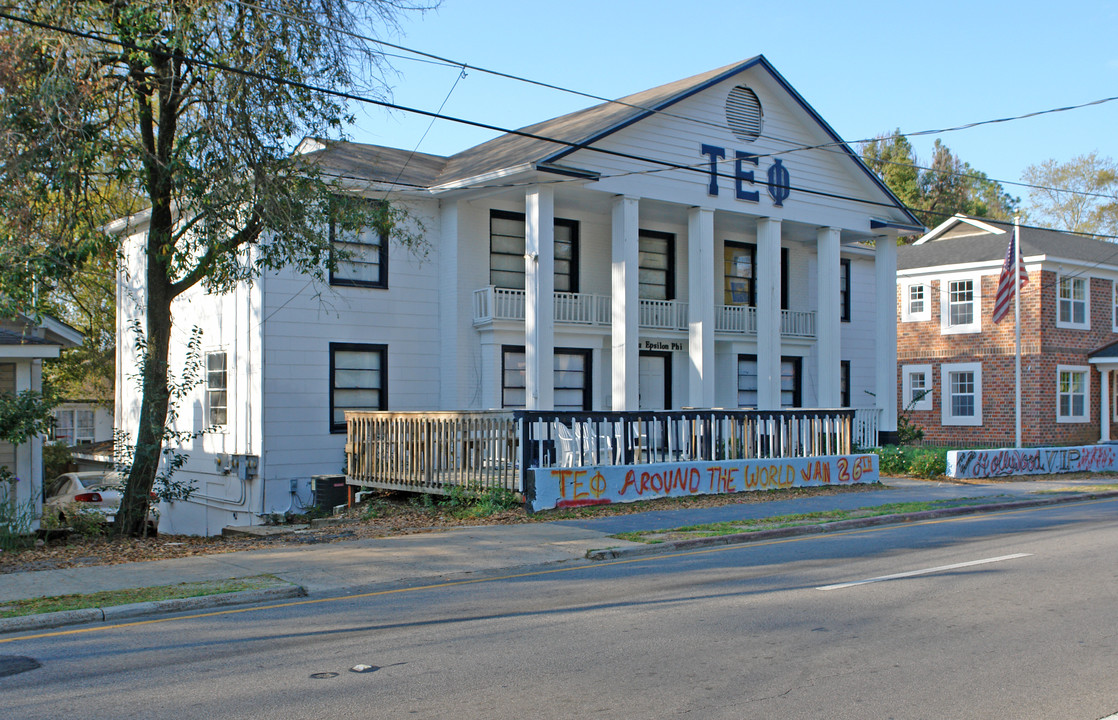 629 W Pensacola St in Tallahassee, FL - Building Photo