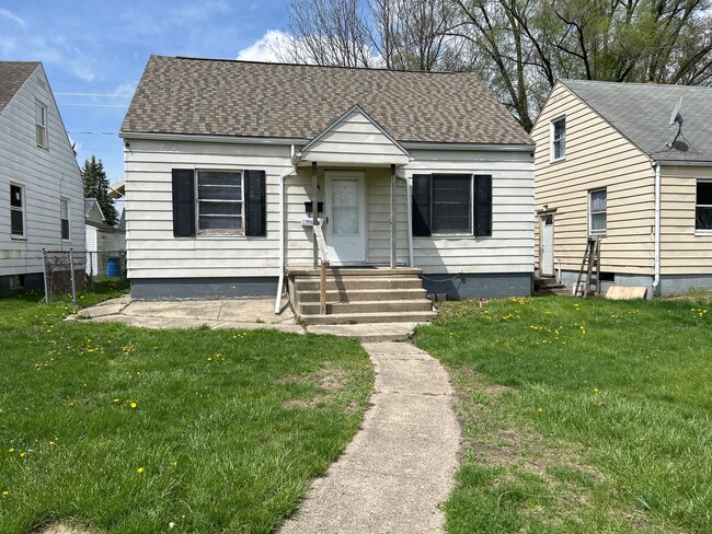 property at 445 S Sheridan St