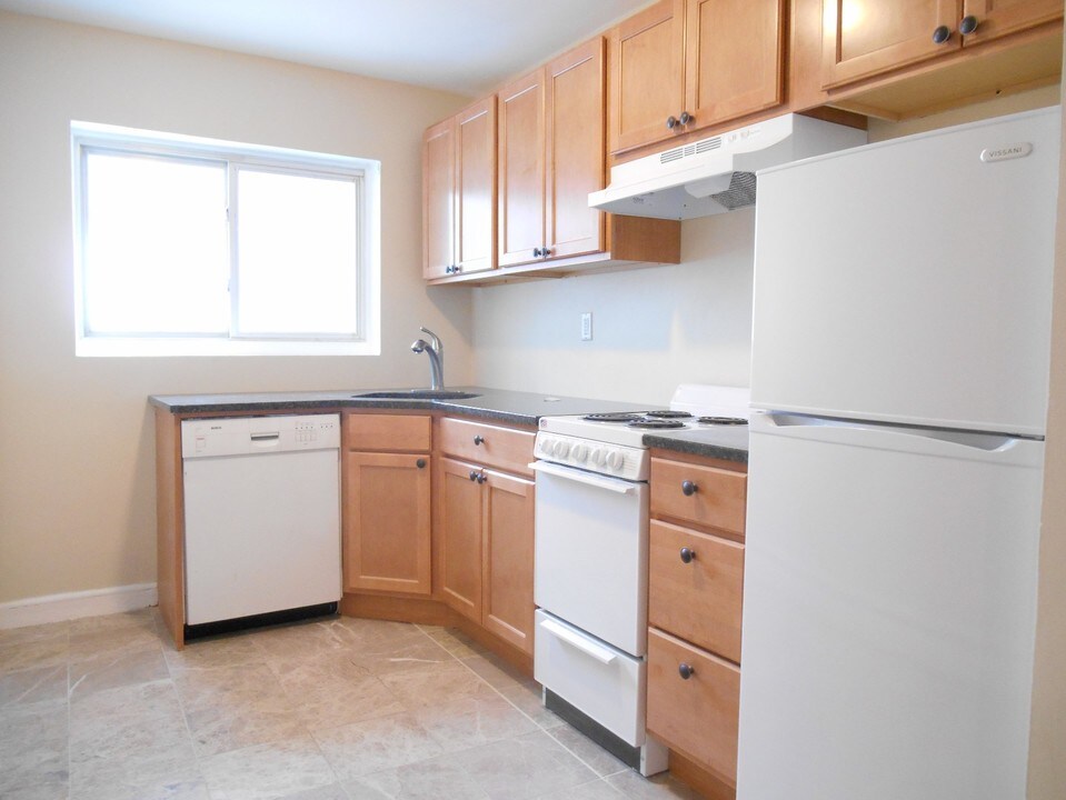 67 Chiswick Rd-Unit -4 in Brighton, MA - Building Photo