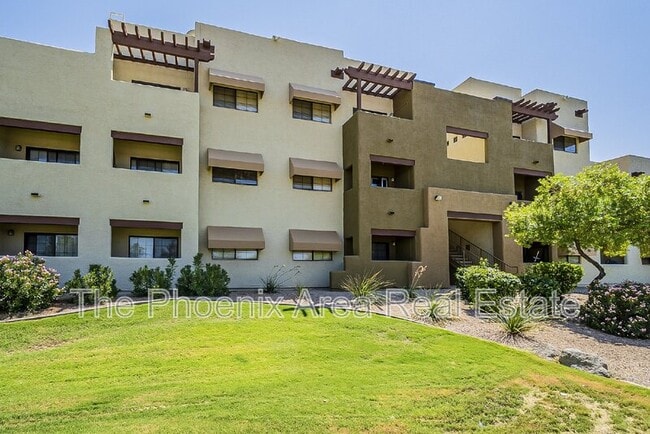 3434 E Baseline Rd in Phoenix, AZ - Building Photo - Building Photo