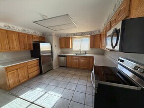 2849 Dove Dr in Sierra Vista, AZ - Foto de edificio - Building Photo