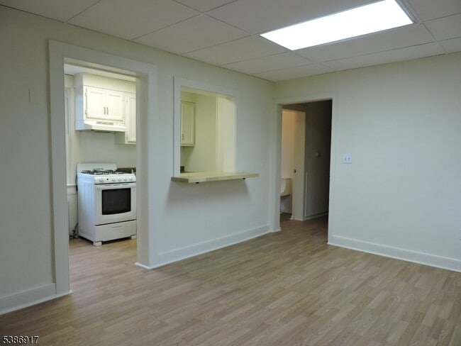 167 South St in Morristown, NJ - Building Photo - Building Photo
