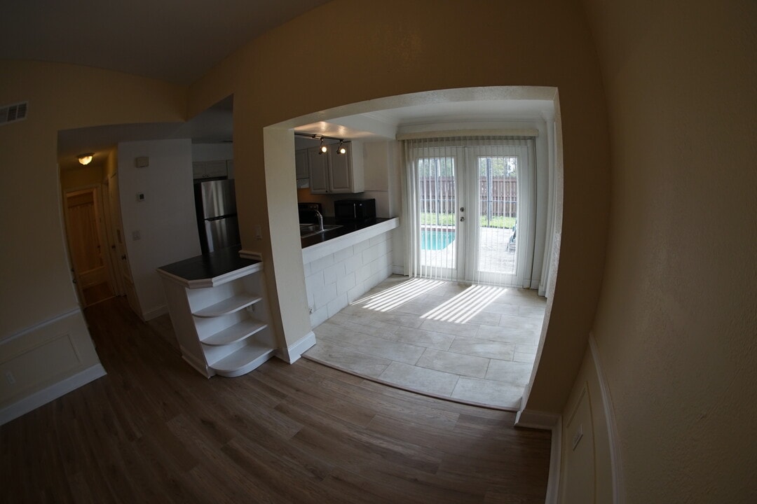 6158 Sandcrest Cir in Orlando, FL - Building Photo