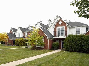 Wyndchase in Canton, MI - Foto de edificio - Building Photo