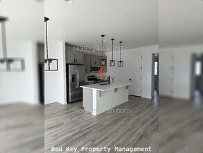 473 W Palomino Way in Stansbury Park, UT - Building Photo - Building Photo